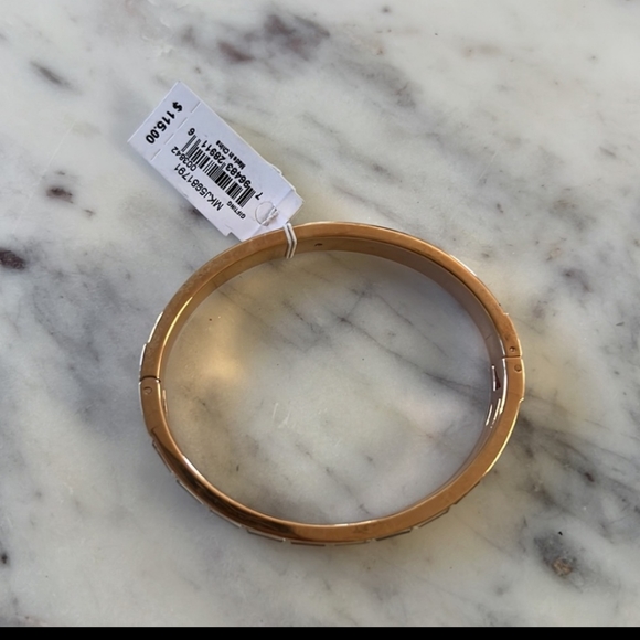 Gorgeous BRAND NEW Michael Kors Bracelet with Rhinestones - Picture 2 of 4